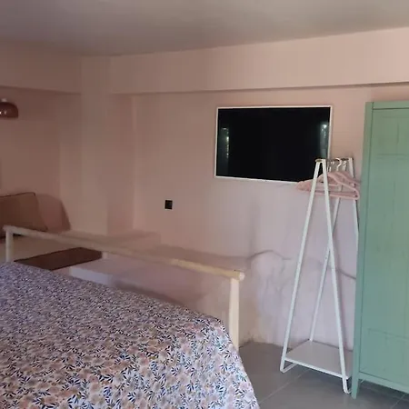 Koufeto Lejlighed Kondoyenádha